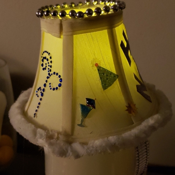 New Year's Eve Light-up Lampshade Hat/Tiara One Size Fits Most - Picture 2 of 11